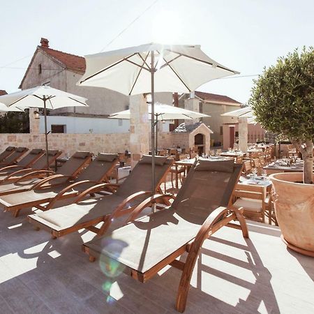 Bed&Breakfast Murterski Dvori מראה חיצוני תמונה