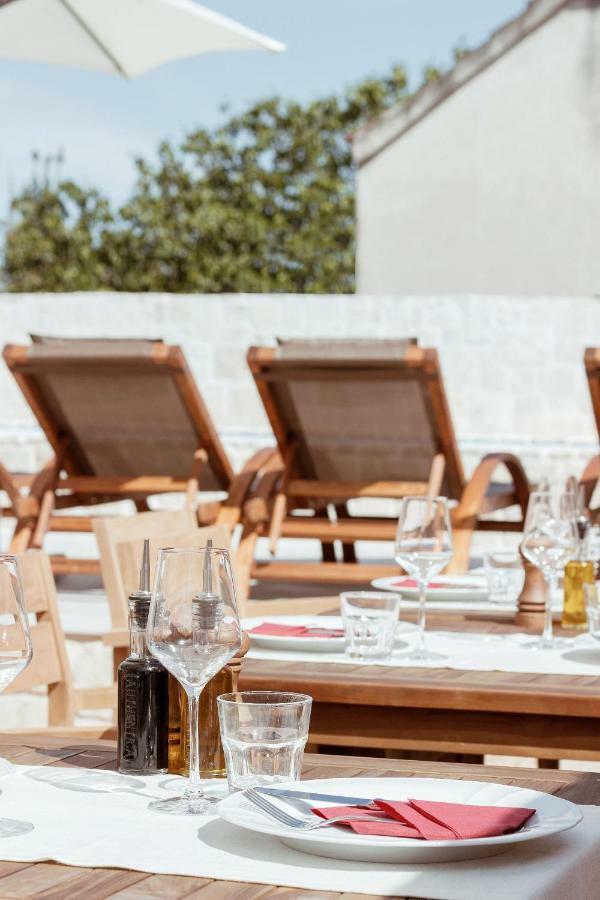 Bed&Breakfast Murterski Dvori מראה חיצוני תמונה
